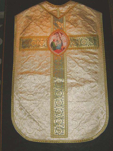 Roman Vestments in White/Gold with Nativity Emblem